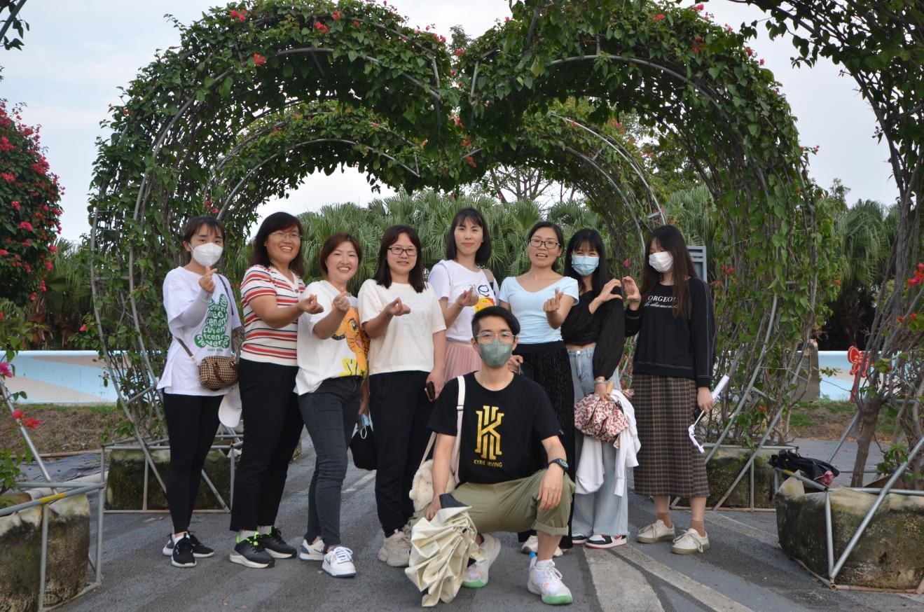 黄瓜视频在线看新能源西江花海团建